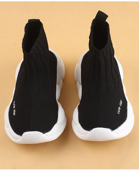Cute Walk by Babyhug Casual Shoes Solid Color With Logo Print  - Black