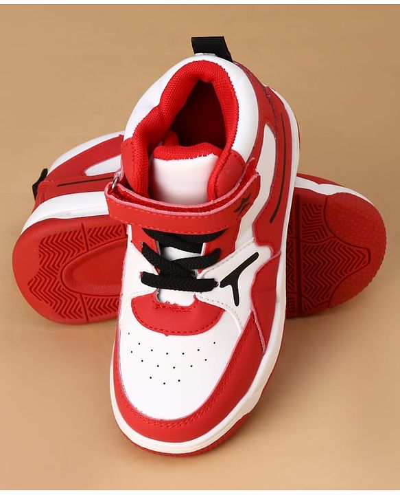 Cute Walk by Babyhug Velcro Closure Casual Shoes - Red