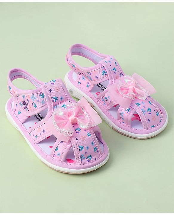 Cute Walk by Babyhug Velcro Closure Sandals With Floral Print & Applique - Purple