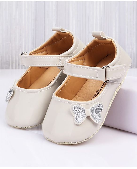 Cute Walk by Babyhug Velcro Closure Booties with Bow Applique - Pink