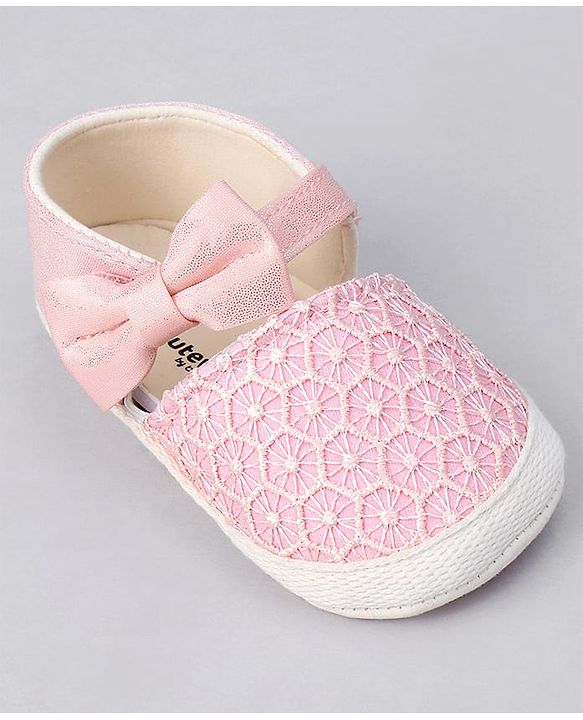 Cute Walk by Babyhug Slip On Booties With Bow Applique - Pink