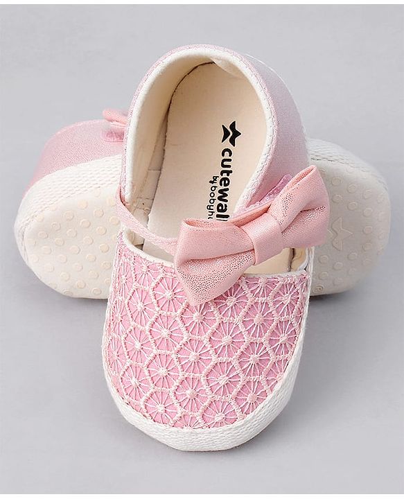 Cute Walk by Babyhug Slip On Booties With Bow Applique - Pink