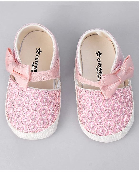 Cute Walk by Babyhug Slip On Booties With Bow Applique - Pink