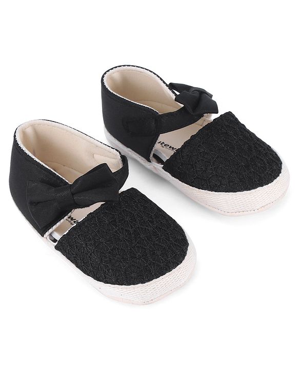 Cute Walk by Babyhug Slip On Booties With Bow Applique - Pink