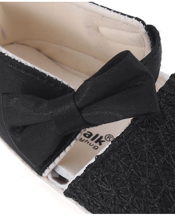 Cute Walk by Babyhug Slip On Booties With Bow Applique - Pink
