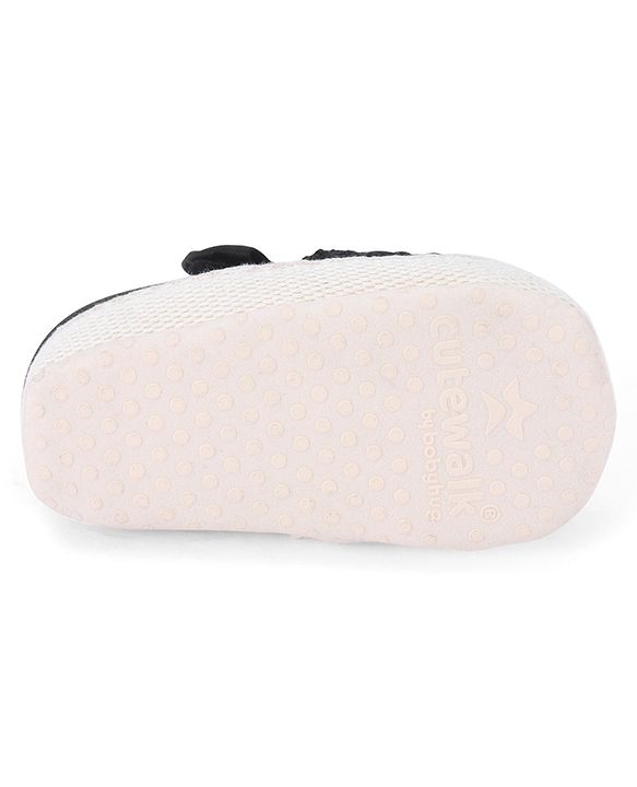 Cute Walk by Babyhug Slip On Booties With Bow Applique - Pink