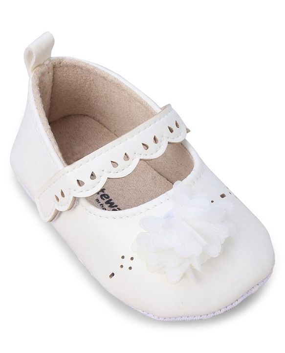 Cute Walk by Babyhug Booties with Velcro Closure & Floral Applique - White