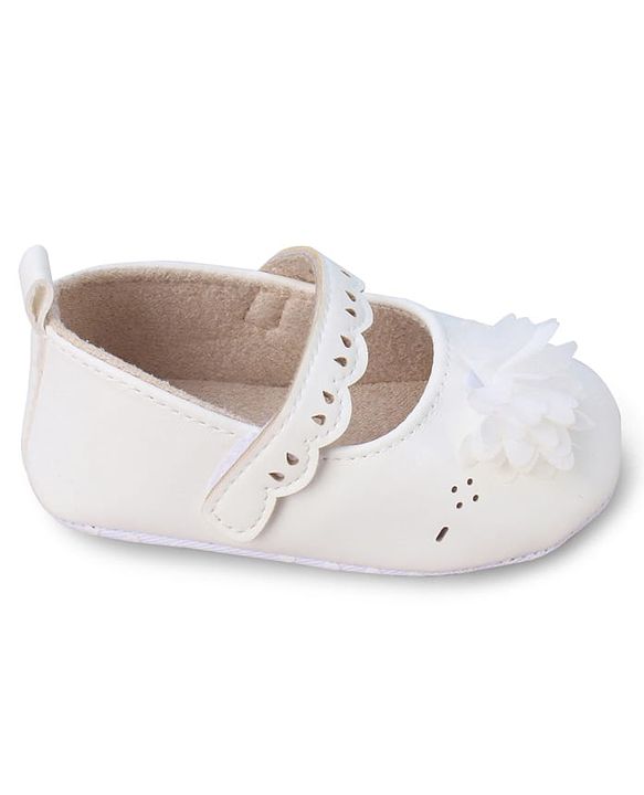 Cute Walk by Babyhug Booties with Velcro Closure & Floral Applique - White