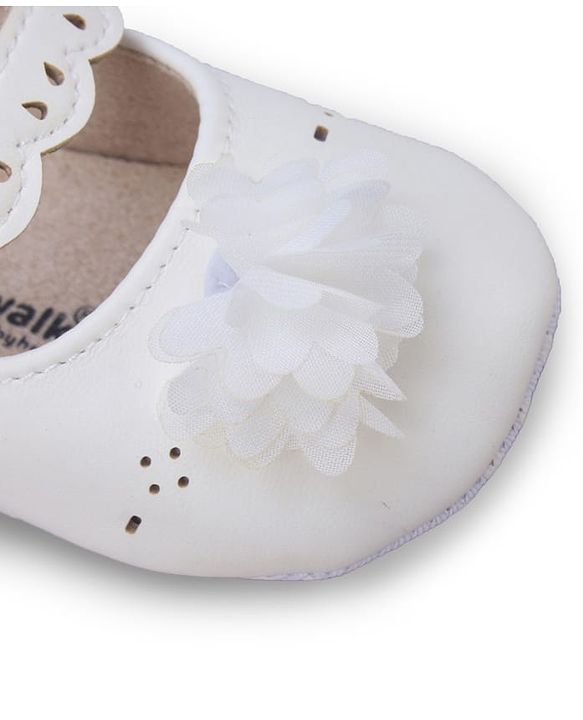 Cute Walk by Babyhug Booties with Velcro Closure & Floral Applique - White