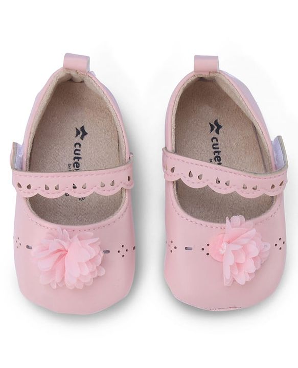 Cute Walk by Babyhug Booties with Velcro Closure & Floral Applique - White