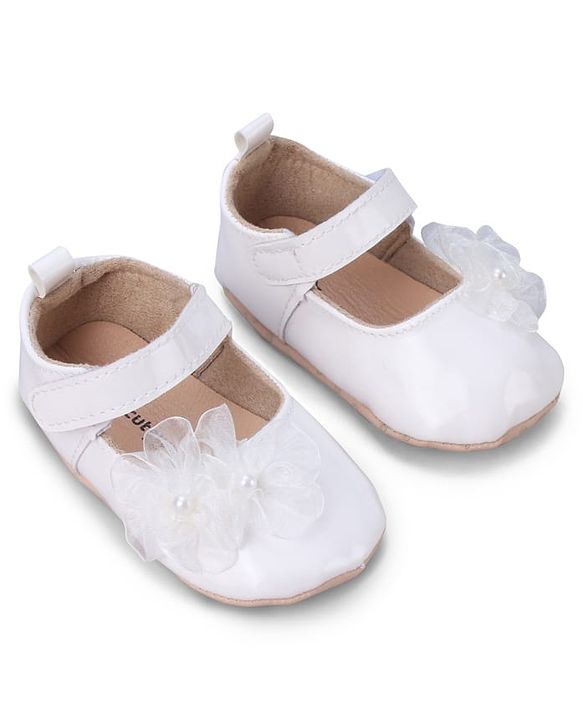 Cute Walk by Babyhug Booties with Velcro Closure & Floral Applique - White