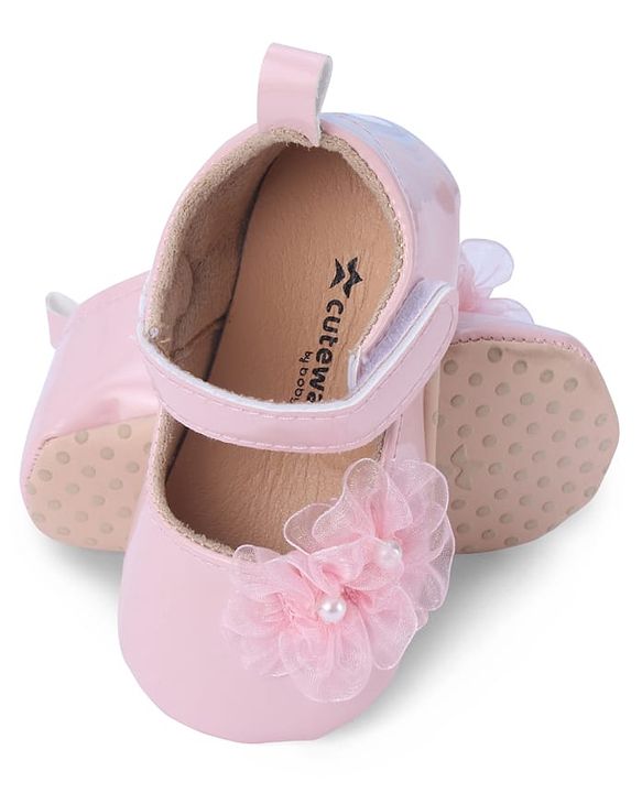 Cute Walk by Babyhug Booties with Velcro Closure & Floral Applique - White