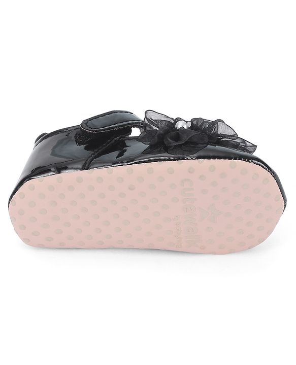 Cute Walk by Babyhug Booties with Velcro Closure & Floral Applique - White