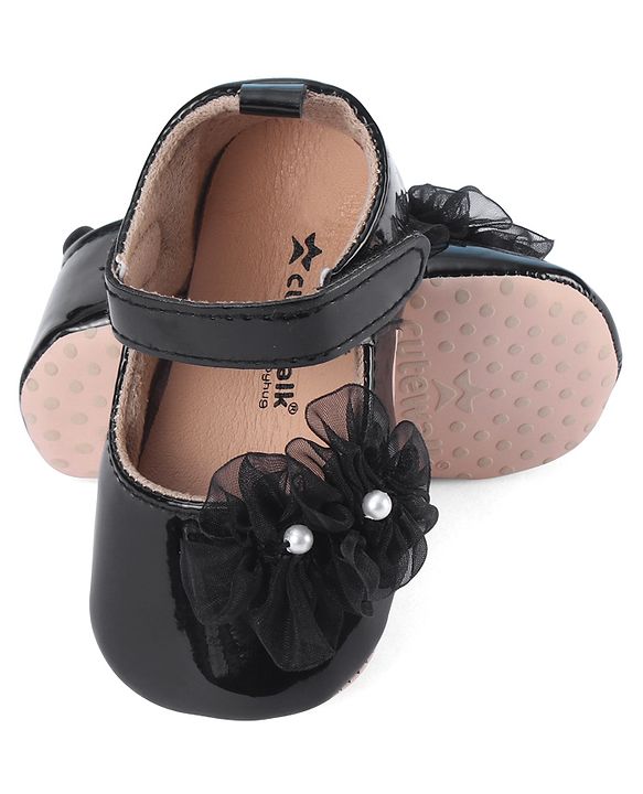 Cute Walk by Babyhug Booties with Velcro Closure & Floral Applique - White