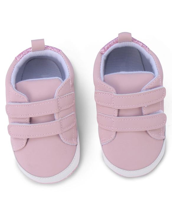 Cute Walk by Babyhug Booties with Velcro Closure - Pink