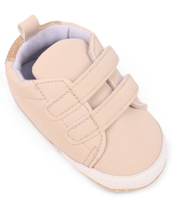 Cute Walk by Babyhug Booties with Velcro Closure - Pink
