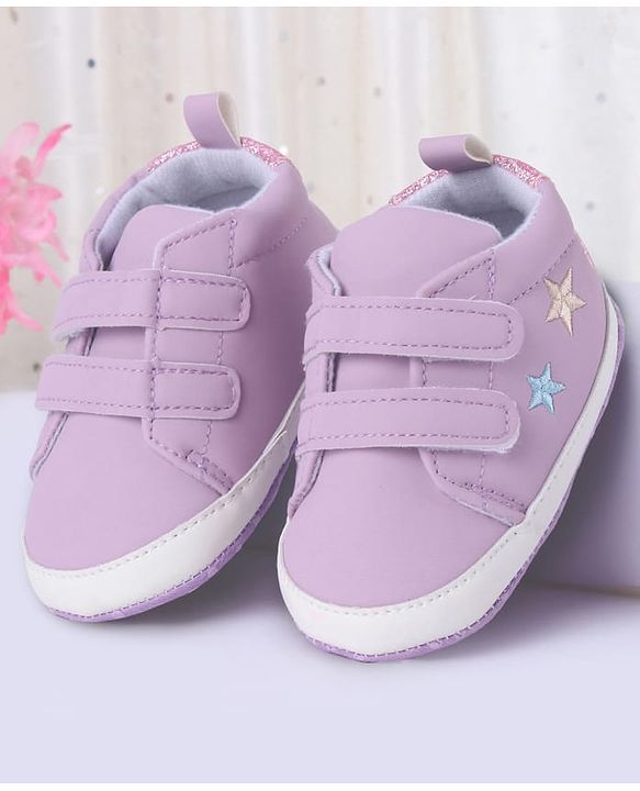 Cute Walk by Babyhug Booties with Velcro Closure - Pink