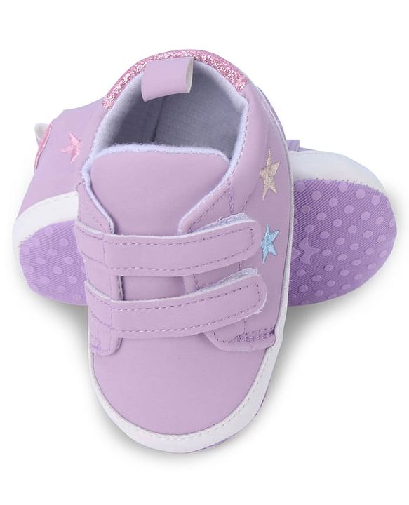 Cute Walk by Babyhug Booties with Velcro Closure - Pink