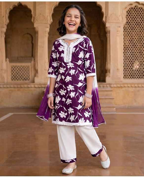 Pine Kids Cotton Woven Three Fourth Sleeves Floral Printed Kurta Chudidar Set with Dupatta - Purple