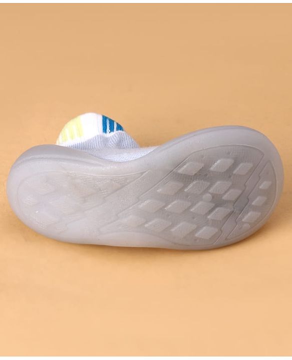 Cute Walk by Babyhug Slip On Sock Shoes With Cat Design - Blue