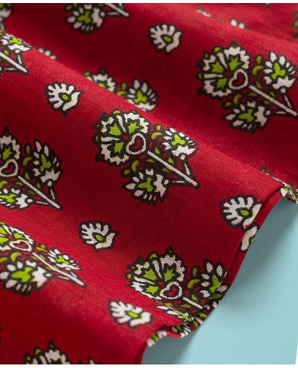 Pine Kids Cotton Woven Full Sleeves Kurta Pajama Set With Floral Print - Red