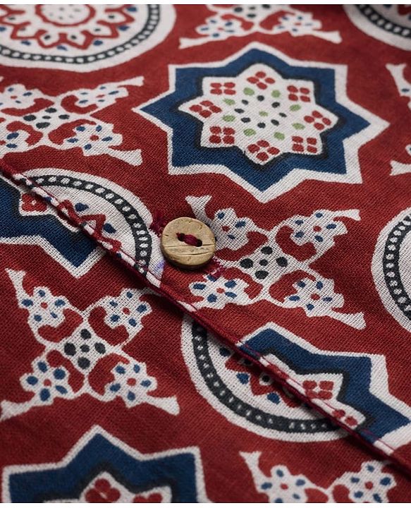 Pine Kids Cotton Woven Full Sleeves Kurta Pajama with Jacket & Motif Print - Maroon