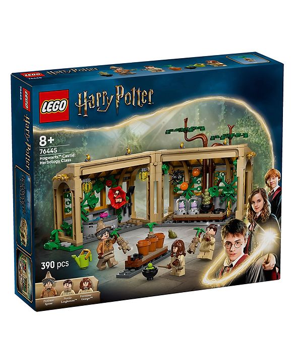 LEGO Harry Potter Hogwarts Castle: Herbology Class Wizard Gift 390