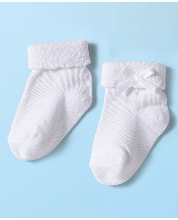 Cute Walk by Babyhug Knit Ankle Length Socks with 3D Bow Applique Pack of 3 - Multicolor