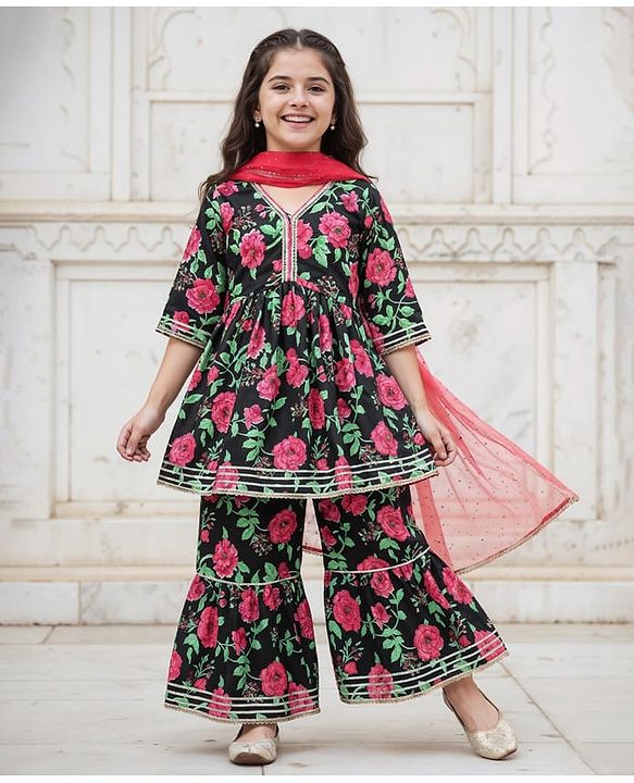 Pine Kids Woven Three Fourth Sleeves Kurta Gharara & Dupatta Set With Floral Print - Black
