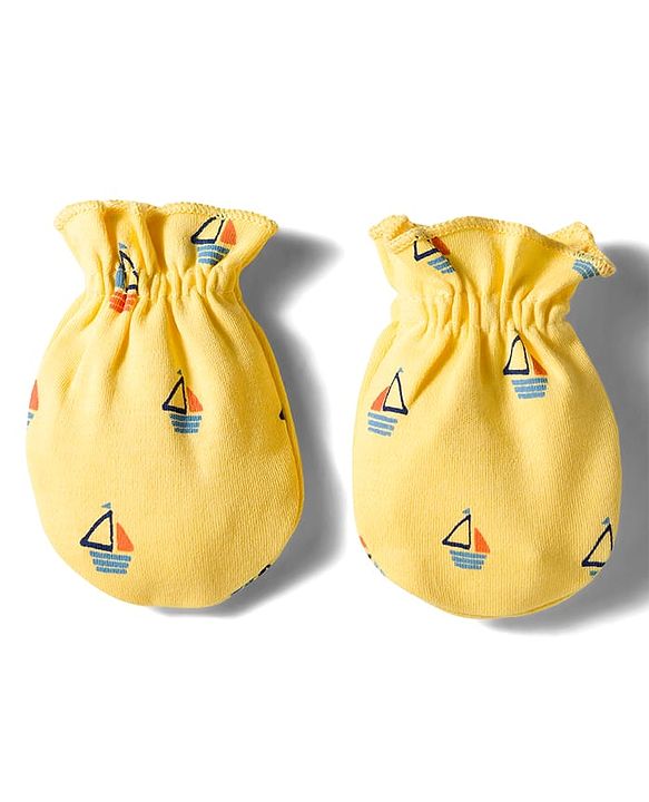 Babyhug 100% Cotton Interlock Knit Cap Mittens & Booties Set With Nautical Print Yellow - Diameter 10 cm