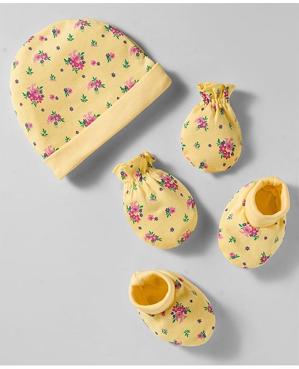 Babyhug 100% Cotton Interlock Knit Cap Mittens & Booties Set With Floral Print Yellow - Diameter 12 cm