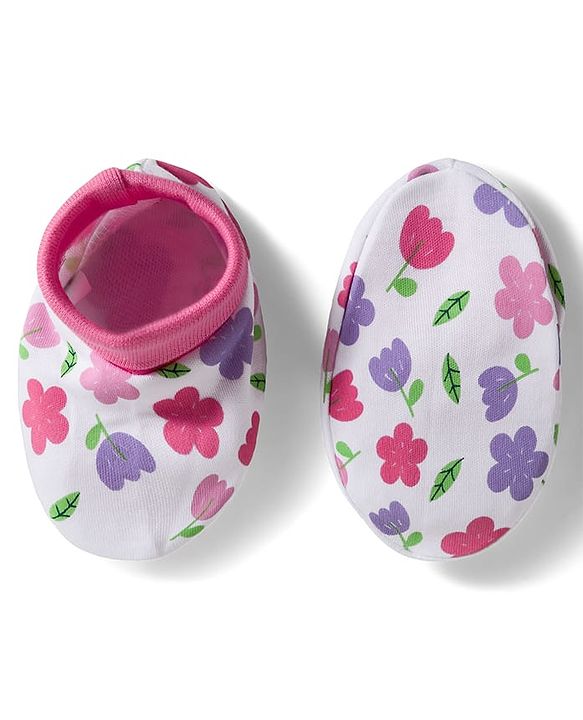 Babyhug 100% Cotton Interlock Knit Cap Mittens & Booties Set with Floral Print & Bow Applique White & Pink - Diameter 11 cm