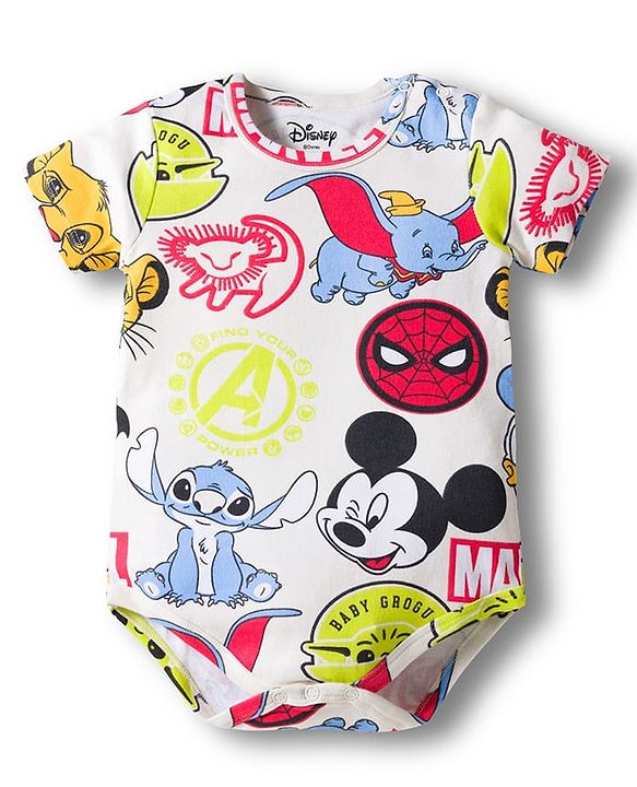 Babyhug Disney Interlock Knit Half Sleeves Onesie & Diaper Legging With Pony Cap Set  Disney Character Print- White