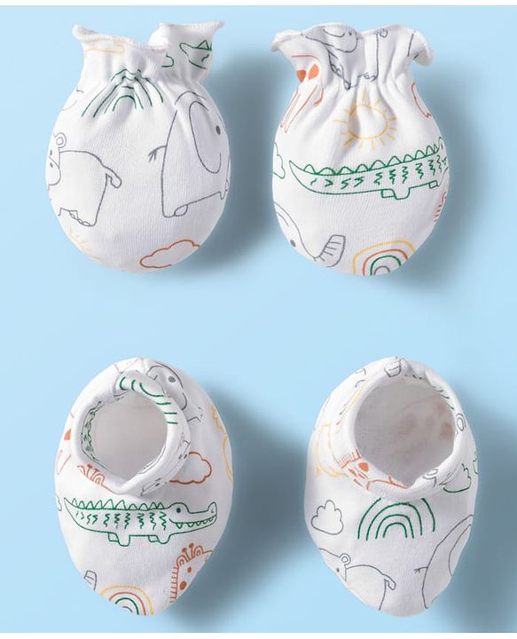 Babyhug 100% Cotton Knit Mittens & Booties Set with Animal Print - White