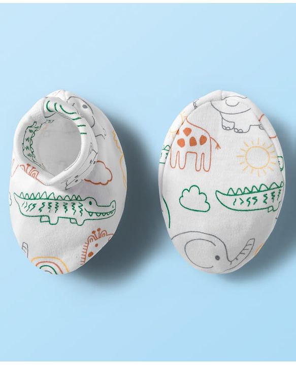 Babyhug 100% Cotton Knit Mittens & Booties Set with Animal Print - White