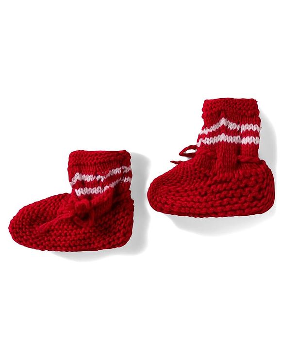 Babyhug Hand Knit Woollen Cap and Bootie Set Red - Diameter 11 cm