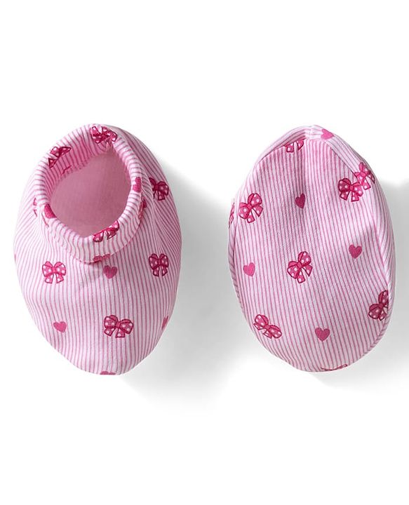 Babyhug 100% Cotton Knit Cap Mittens & Booties With Stripes & Heart Print Pink - Diameter 10 cm