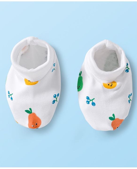 Babyhug 100% Cotton Knit Cap Mittens & Booties Set with Tropical Theme Print White - Diameter 15 cm