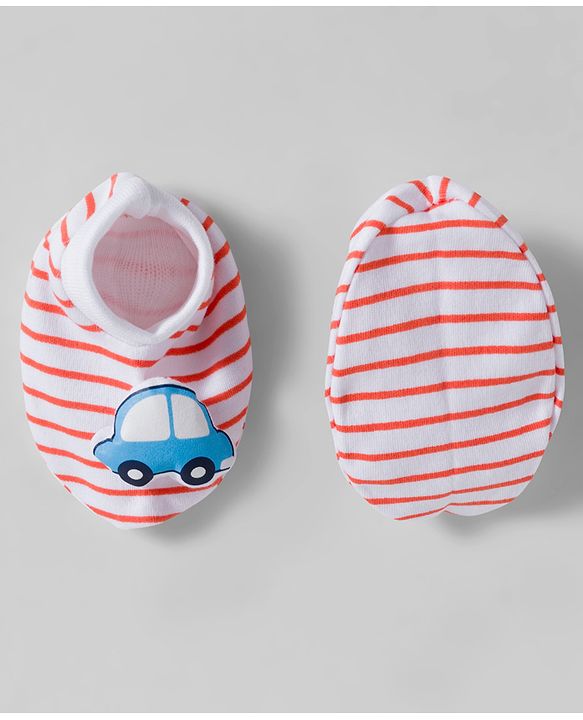 Babyhug 100% Cotton Interlock Knit Mittens & Booties Set With Vehicle Print - Red