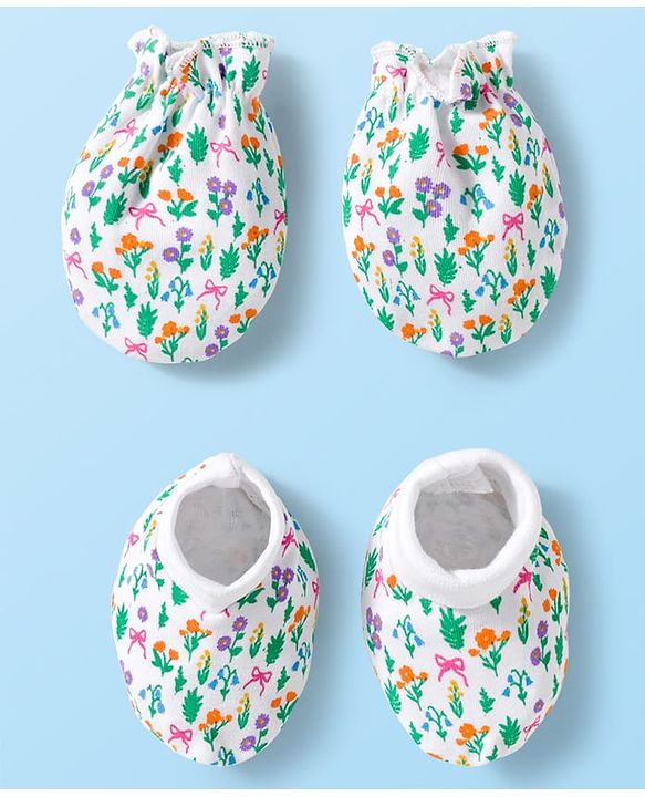 Babyhug 100% Cotton Knit Mittens & Booties With Floral Print - White