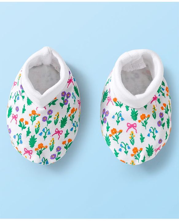 Babyhug 100% Cotton Knit Mittens & Booties With Floral Print - White