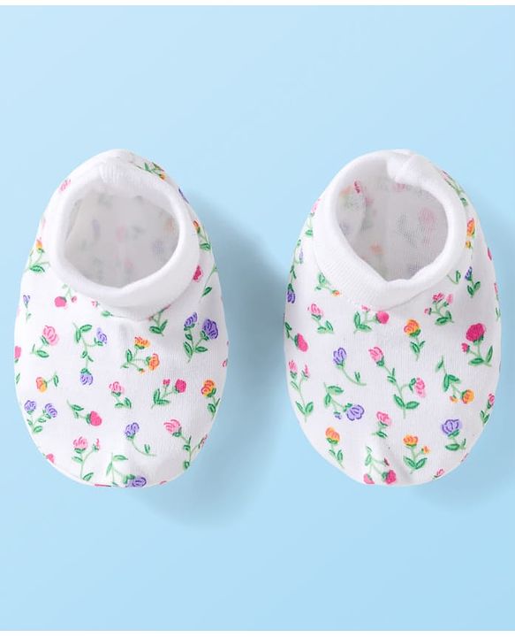 Babyhug 100% Cotton Knit Mittens & Booties Set with Floral Print - White