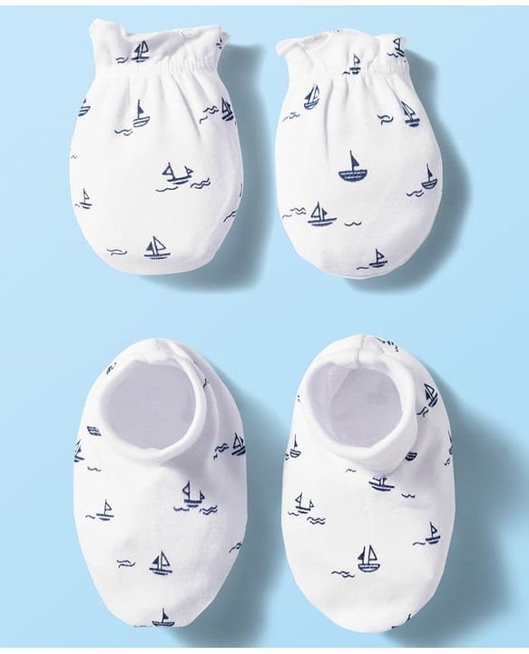 Babyhug 100% Cotton Knit  Mittens & Booties Set with Nautical Print - White