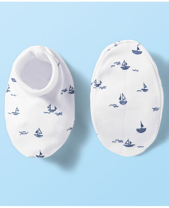 Babyhug 100% Cotton Knit  Mittens & Booties Set with Nautical Print - White