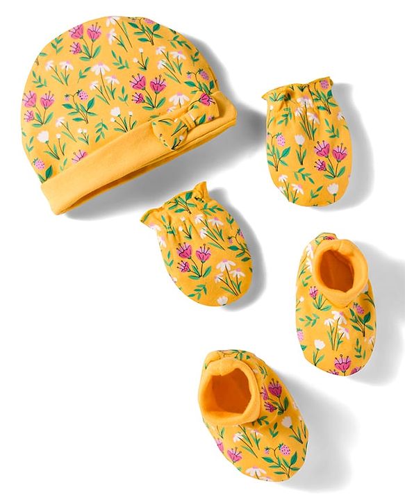Babyhug 100% Cotton Knit Cap Mittens & Booties With Floral Print Yellow - Diameter 13 cm