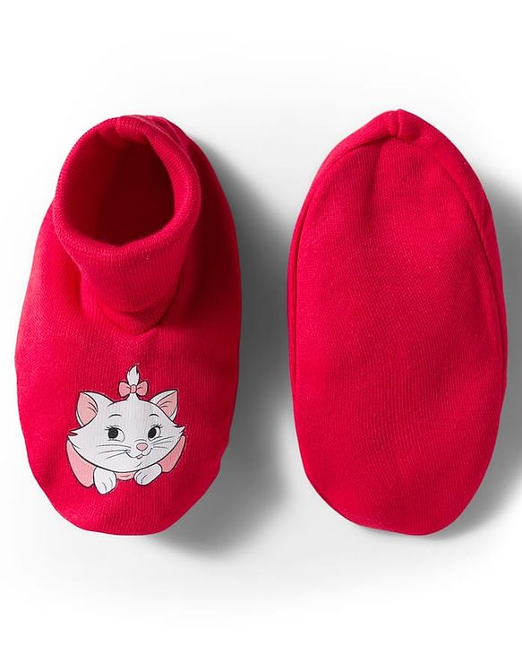 Babyhug Disney Interlock Knit Cap Mittens & Booties Set With Marie Graphic Red - Diameter 9 cm
