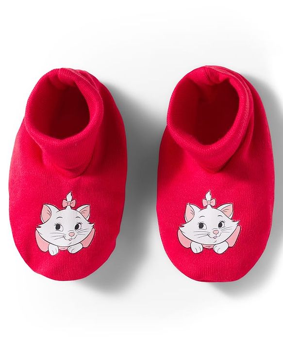 Babyhug Disney Interlock Knit Cap Mittens & Booties Set With Marie Graphic Red - Diameter 9 cm