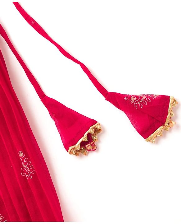Pine Kids Woven Half Sleeves Choli Lehenga & Dupatta Set With Floral & Mirror Embroidery - Dark Pink