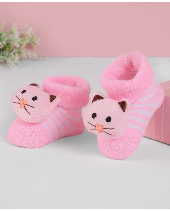Cute Walk by Babyhug Socks With Kitty Applique - Pink