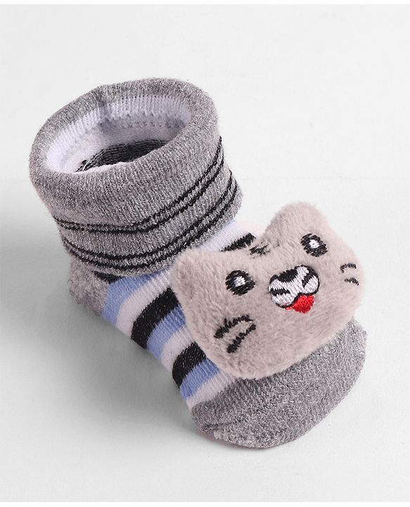 Cute Walk by Babyhug Socks  with Cat Applique - Grey
